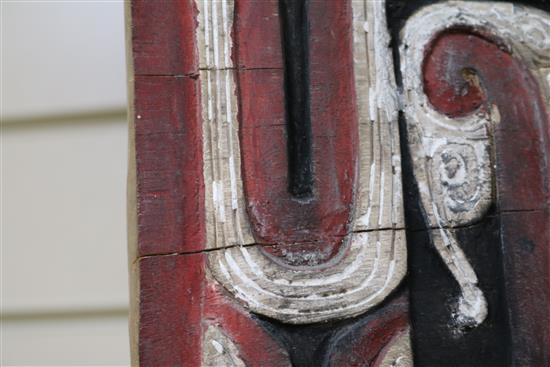 A Papua New Guinea tribal carving